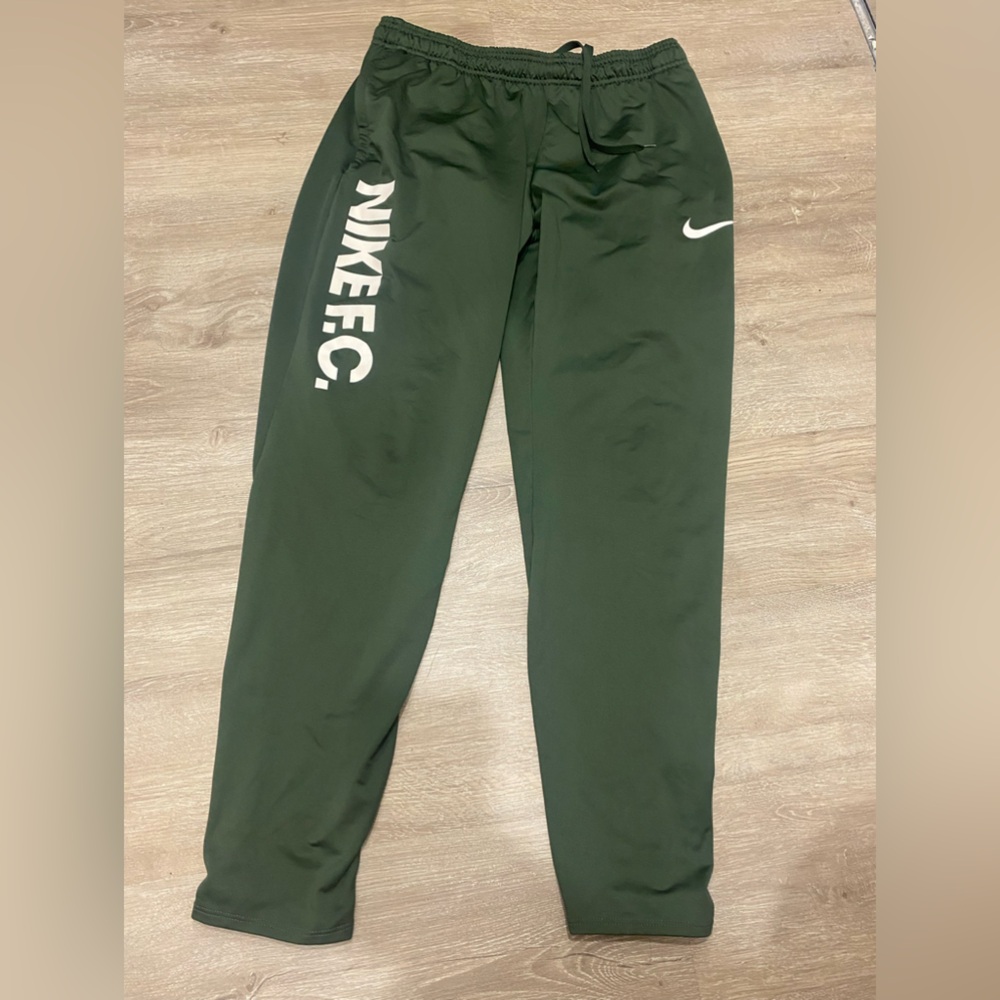 NikeF.C dri fit Dark Green Joggers